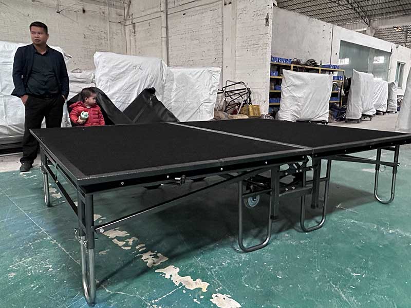 folding stage for events folding stage for events