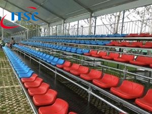 Sprzedam przenośne krzesełka na trybuny stadionowe o wymiarach 2x3m